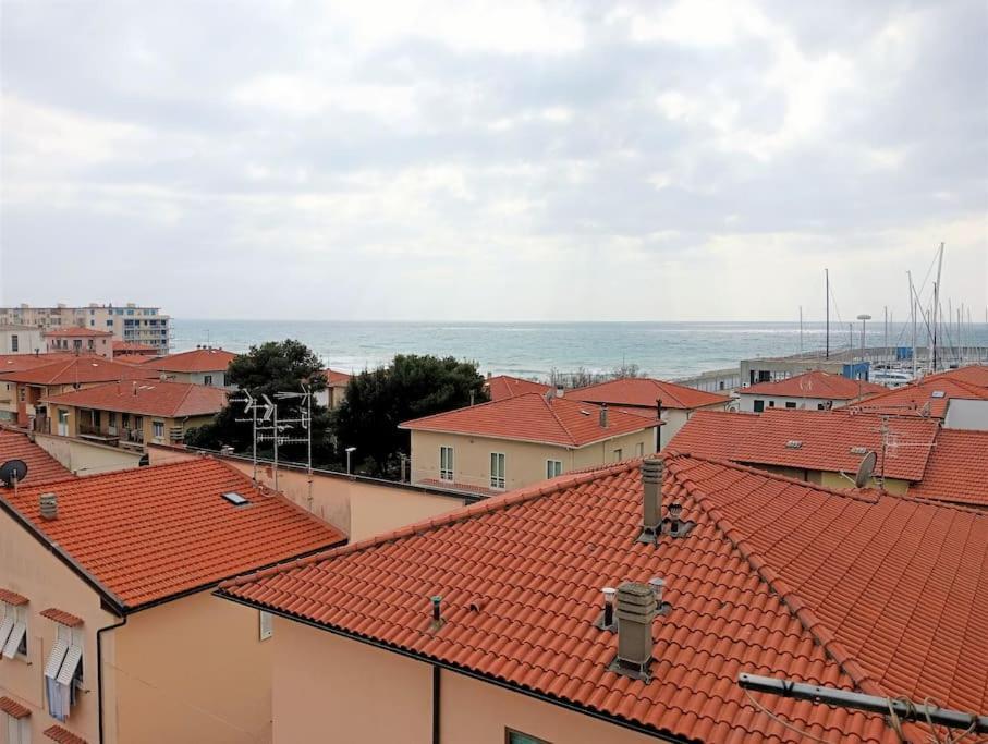 Appartamento A 50 Mt Dal Mare Розіньяно-Солвей Екстер'єр фото