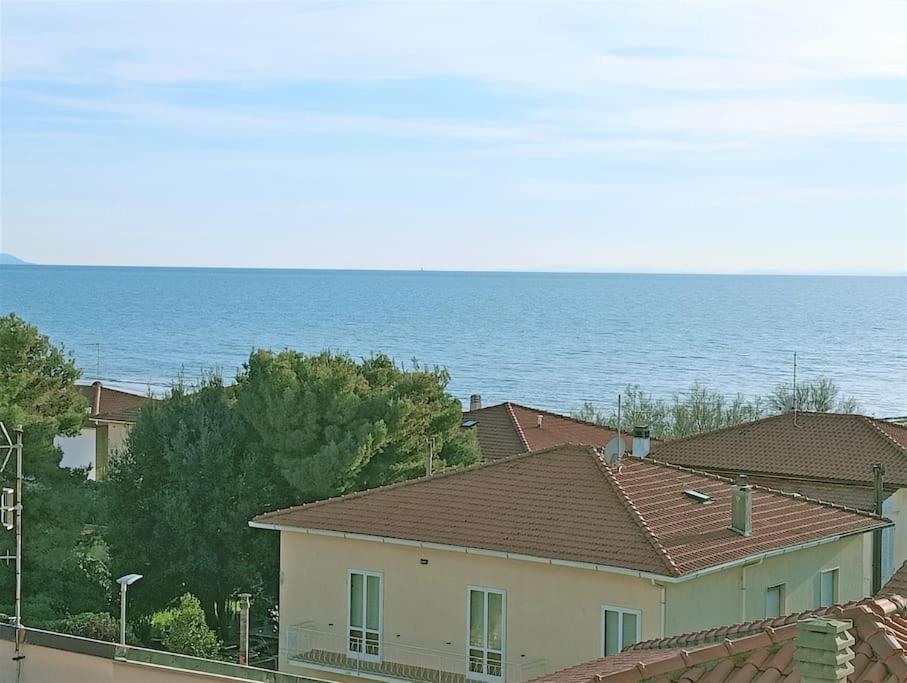 Appartamento A 50 Mt Dal Mare Розіньяно-Солвей Екстер'єр фото